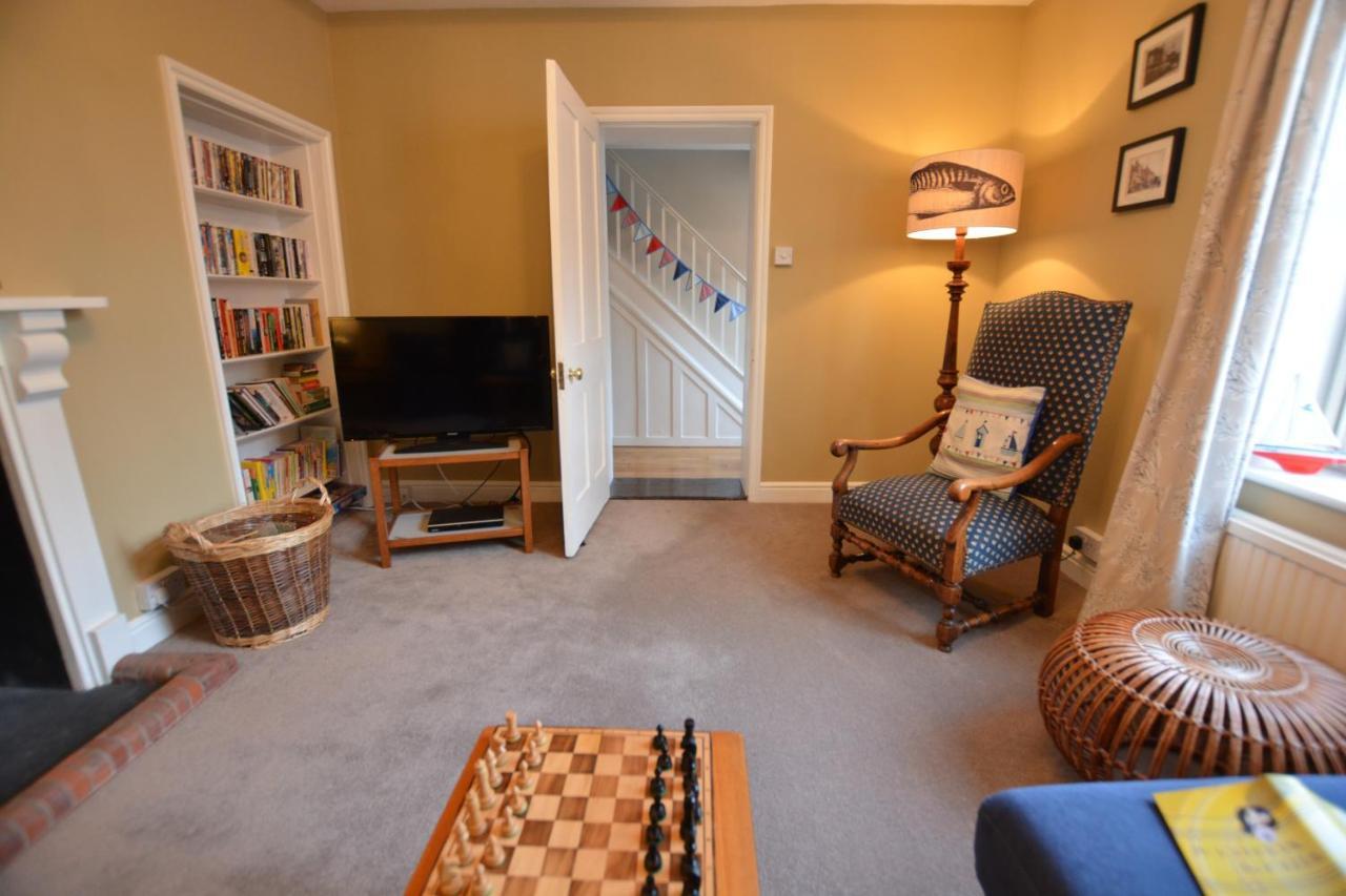Gosfield Cottage, ออลบะระ ภายนอก รูปภาพ